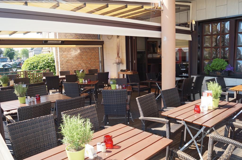 Akazienhof Hotel & Brauhaus Cologne Exterior photo
